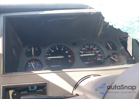 1990 Jeep Cherokee Laredo z USA, uszkodzony, nr VIN 1J4FJ58L7LL218582